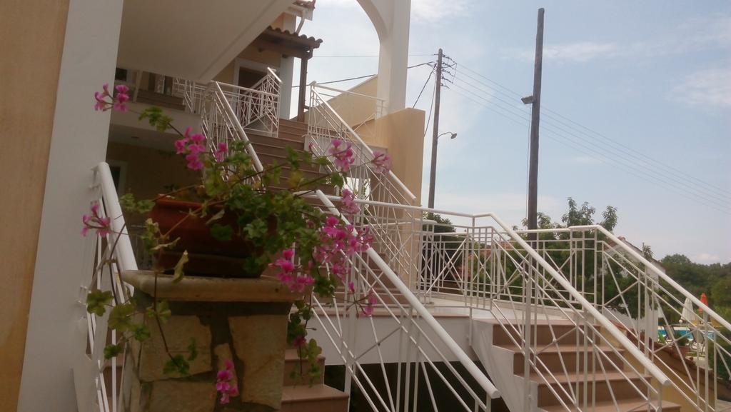 Marketos Apartments Svoronata Exterior photo