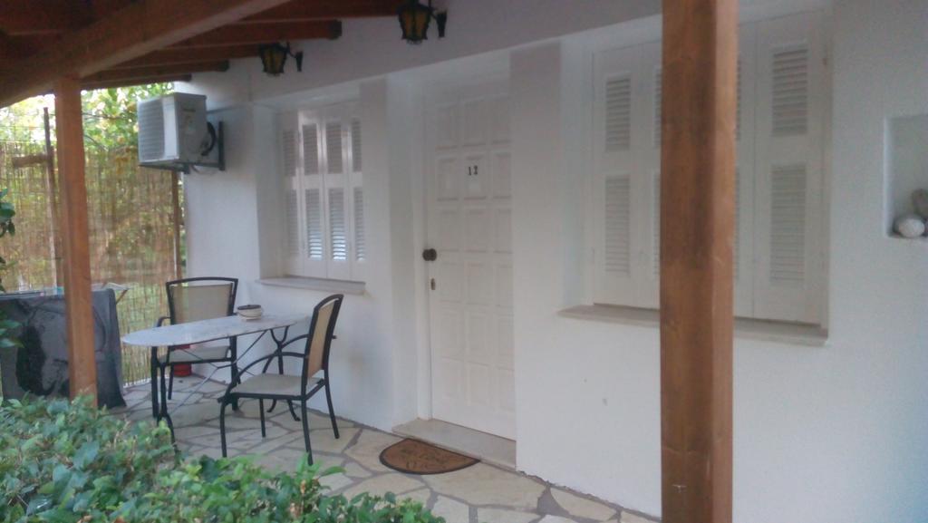 Marketos Apartments Svoronata Exterior photo